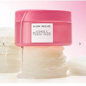 Glow recipe Vitamin C Brightening Korean Toner Pads